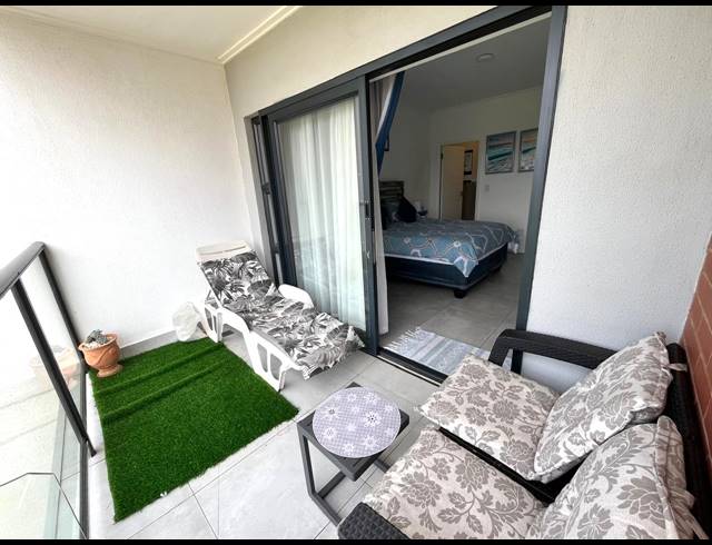 2 BEDROOM APARTMENT FOR SALE IN UMHLANGA RIDGE